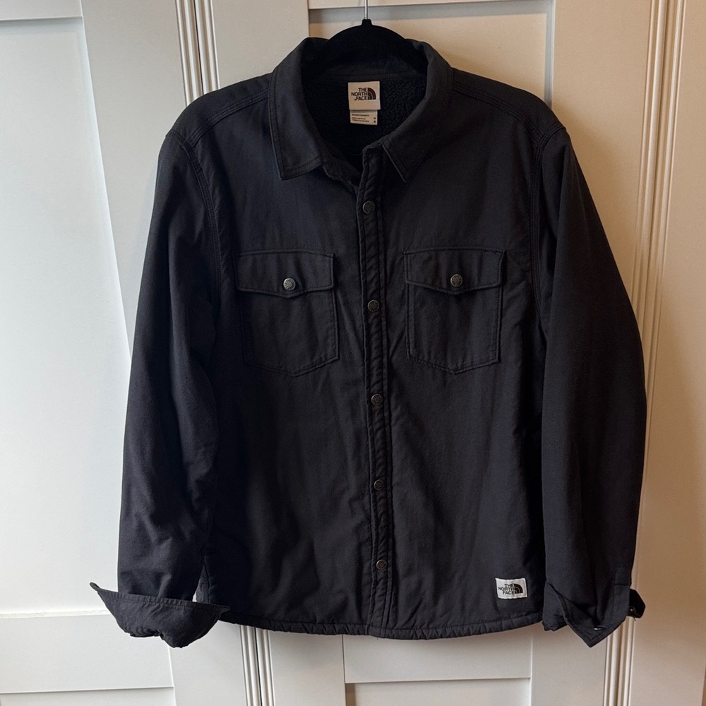 The North Face Men's Black Sherpa Lined Shirt Jacket